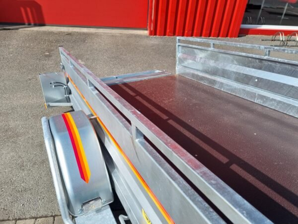 REMORQUE BASCULANTE MECANOREM PRE1001F FREINEE PTAC 800 à 1000KG